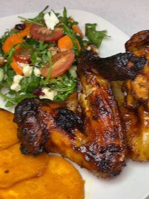 Easy Weekday Dinner #sweetpotatoes #bbqwings #healthydinner #easydinner #weekdaydinner #DinnerIdeas #tryingnewthings #Foodie  #cookingvideos #delicious #Foodie #fyp #chickenwing #saladrecipe   #inthekitchen #newrecipes #chickendinner 