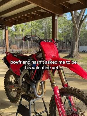 all jokes…. 👀 #dirtbikes #motocross #supercross #motocouple #motogf #wellsinthecity #fyp #xyzabc 