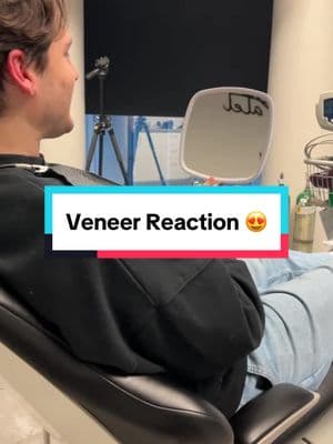 Reaction at it’s finest 😍 🤩#veneers #atxveneers #celebritydentist #dfwveneers #houstonveneers #texasveneers #newsmile #transformation #atx #dentist 