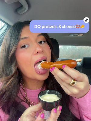 Replying to @Maria 🎧 ASMR MORE PRETZELS N CHEESE DIP🥨🧀😍 #eatwithme #tastetest #pretzelbites #pretzel #pretzelsandcheese #dairyqueen #dq #dairyqueenreview 