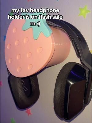 For only 2 more hours oop! #gamingaccessories #headphones #jaceandjudy #belluhz #GamerGirl #twitch #gaming 