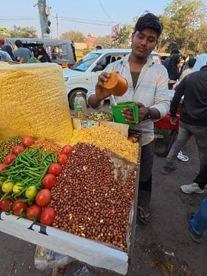 $0.30 snack in India 🇮🇳  #hughabroad #streetfood #travel #foodreview