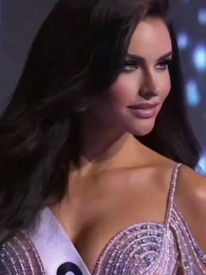 Emilia Dides ACHILEEEEEEEEE! 🇨🇱 #emiliadides #emiliadidesmissuniverse #missuniverse #missuniversechile #chile #santiagodechile #donfrancisco #donfranciscopresenta #chile🇨🇱 