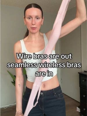 Seamless bras are life #bra #seamlessbra #wirelessbra #review #oeak #oeakbras #TikTokShopLoveAtFirstFind #TikTokShopCreatorPicks #lovelanguage #shopwithtaboost @OEAK-Bras 