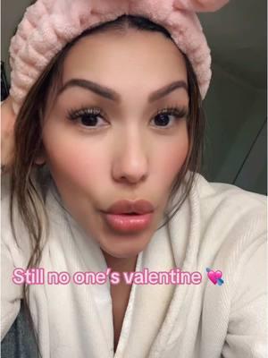 I’m a drama queen. I need roses and chocolate! #stillsingle #singlebychoice💕 #valentinesdaysucks #foryoupage #tiktokfunnyvideos 