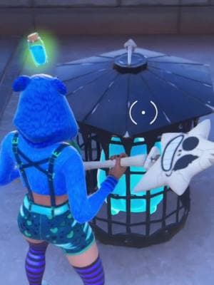 My SHAYLA!😭😭 #fortnite #fortnitefunny #blueguy #blubber #girlgamers #myshaylaaaaaaa #fortniteclips #fortnitememes 