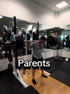 Calling all parents!! 🚨🚨🚨 if you are looking for quick efficient workouts that can be done at home or the gym. I’m your guy. I sell programs and online training options with the link in bio. I would love to help you show your kids what it is like to live a healthy lifestyle each and everyday. Let’s make it happen! #parents #gym #quickworkouts #workout #parentworkout #kids #gymworkout #benchpress 