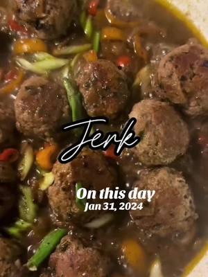 Jerk Meatballs . . . #jerk #jerkseasoning #meatballs #vegetables #rice #30minutemeals #food #Dinnerldeas #onthisday #quickmeals #easymeals #quickdinnerideas #onthisday 