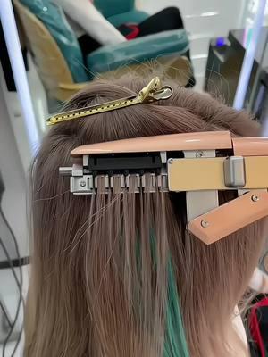 This New amazing methods of 6d hair extensions !!!😊Hair, Machine, Clips all are available from us. #6dhairextensions #6dhairextensionmachine #6dhair