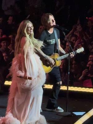 @Kelsea Ballerini shared a full-circle moment with @Keith Urban in Nashville when she performed “Stupid Boy” with him during her first-ever headlining (SOLD-OUT) Bridgestone Arena concert. What a special moment!  #KelseaBallerini #Kelsea #Ballerini #KelseaBalleriniConcert #KelseaBalleriniSong #KeithUrban #StupidBoy #CountryMusic #CountryConcert #ThatsNashvilleForYa #MusicCity #Nashville #NashvilleTN #NashvilleTennessee #FullCircle #SoldOut #BridgestoneArena #COUNTRY #PATTERNS #keithurbanconcert 