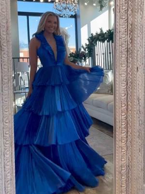 No blues in this @Sherri Hill ball gown!💙💫  #prom #promdress #promdress2025 #promtrend #promtrends2025 #dressingdreams #dreamgirl #trendyprom #trendy #trendyy #prom2025trends #trendsforprom #promlook #prominspo2025 #prominspo #sherrihill #sherrihilldress #sherrihilldresses #sherrigirl @Mallory Alverson 