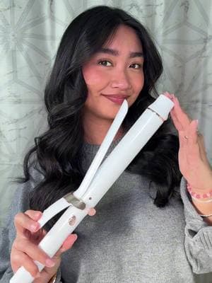 traditional curling irons are unmatched (especially ours) 😌 #curlingiron #transition #hairtok #t3micro  