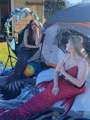 She gets distracted by shiny things 😂 #acadianarenaissancefaire #fyp #mermaid #rose_the_mermaid #mermaidtail #siren #finfolkproductions #louisiana #acadianamerfolk #theacadianamerfolk #eunice #renaissance #renaissancefestival @Karina @Finfolk Productions @Acadiana Merfolk @Mermaid_Kai @acadianarf 