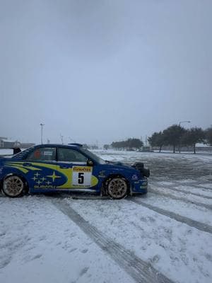 Need more snow days!!! #wrc #subaru #impreza #prodrive #subie #bugeye #turbo 