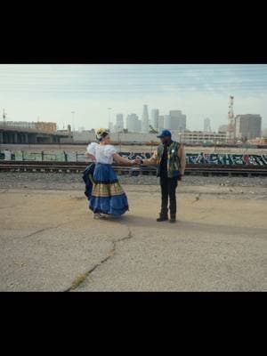 Con @azul A beautiful mix between Folklòrico and Krump 🇿🇦🇲🇽. ❤️ #folklorico #krump #dance 