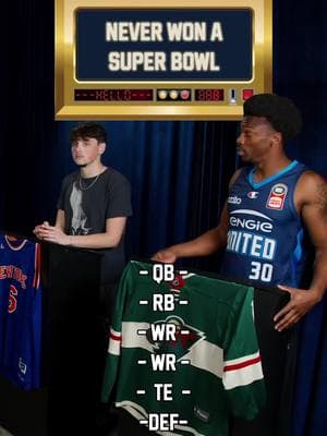 Who’s winning, left or right? #gauntlet #draft #nfl #sports #games 