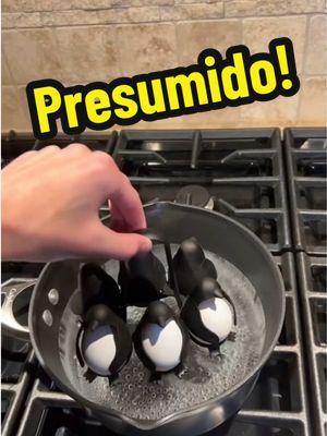 #onthisday #presumiendo #preparando #huevos #caros #presidenteteump