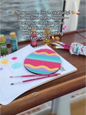 New month, fresh creativity! 🎨✨ There’s something magical about painting by the ocean at sunset. 🌊💛 As we step into February, what are your creative goals? Drop them below! ⬇️ #FirstOfTheMonth #CreativeReset #CraftingAtSea #FebruaryGoals