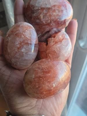 ❤️‍🔥Fire quartz, Cuarz0 Fuego: Vitalidad,Motivación, Pasiòn. Checa mi tiénda online My Crystal Room o Comprar aca en mis Lives 7pm #mycrystalroom #firequartz #crystalstore #tiktokcrystals 