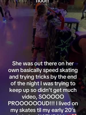 #rhecmomma #blessedmomma #blessings #momlifeisthebestlife #momlifeistheonlylife #boygirltwins #twinmom #bestfriend #skating #skatingrink #learningnewthings #focused #miraclebabies 