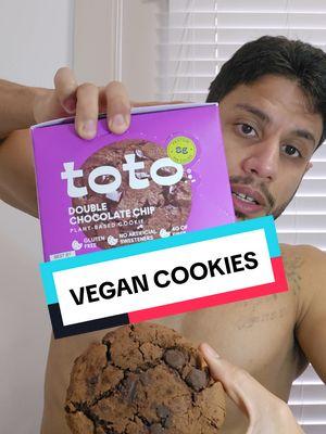 vegan protein cookies... #vegancookies #proteincookies #totofoods #seasaltchocolatechipcookies #chocolatechipcookies #proteinsnacks #superfoods 