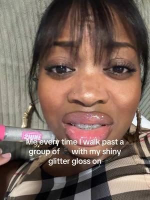 🥷🏾 is u coo ????? Shop the viral gloss ✨🥰💕 #holographiclipgloss #viralll #lipgloss #glittergloss 