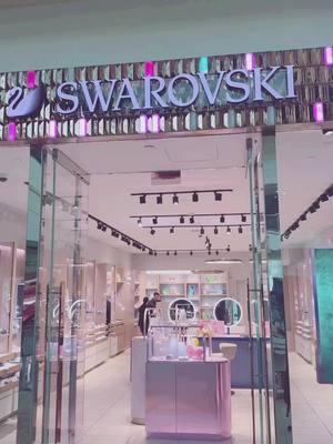 Swarovski Ariana Grande collection #swarovski #arianagrande #swarovskiarianagrande #richlux 