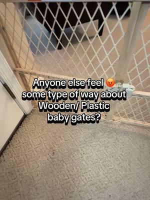 I’m going to need 5 more of these! #retractablebabygate #retractabledoggate #doggate #babygate #homedecor #momhack #babies #puppies #dogs #tiktokshopfinds #spotlightfinds #belife 