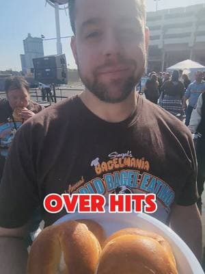 World bagel eating championship #bagels #vegasfood #lasvegasfood #bagel #foodchallenge #eatingchallenge #breakfastchallenge @Naader @Patrick Bertoletti @George Chiger 