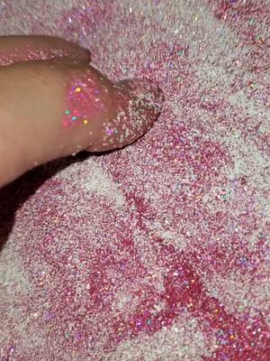 www.simplyglittericious.com #glittertok #glitterasmr #glitter #glitters #glitternails #glittercups #glitterart