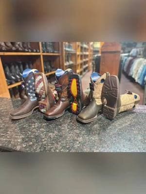 Botas Durango de trabajo ‼️‼️ hacemos envios a todo estados unidos 🇺🇸 what's 945-244-6769   #Texas #Colorado  #NewMexico #California #Missouri #NorthCarolina #Florida #Arizona #Arkansas #Virginia #newyork #cuadra  #forupage #westernwear #cowboycityww #cowboycitywestern #cowboyboots #forupage #viral  #cuadra  #modavaquera  #pielexotica  #forupage  #pyfツ  #vaquero  #jaripeo  #baile #bootworkchallenge  #tendencia 