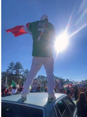 Que viva toda la raza! ❤️ #trendingvideo #atlantageorgia #fypシ #viralvideo #arribalosimigrantes #arribamoslatinos #imigrantsmakeamericastrongagain #protests #plazafiestaatlanta #arribamexico🇲🇽 #paramispadres❤️ 