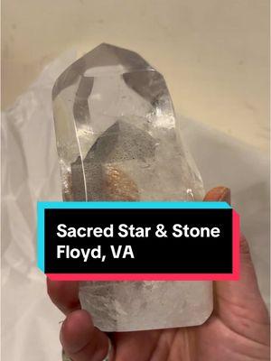 #floydva #sacredstarandstone #floyd #rocks #crystals #incense #dragons #phantomquartz  #celestite #super7 #superseven  #citrine #quartz