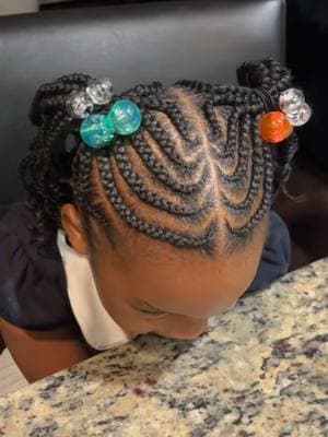 #kidshairgrowthoil #naturalhair #braidstyles #knotlessbraids #kidscornrows #viralvideo #curlyhairtutorial 