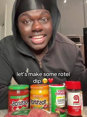 let’s make some rotel dip 🤭🔥 it came out so good! #roteldip #cookwithme #rotelcheesedip #cooking 