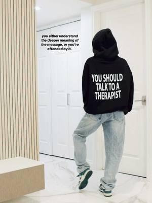 🤷🏻‍♀️ #MentalHealth #MentalHealthAwareness #mentalwellness #oversizedhoodie #ysttat #bighoodies #mentalhealthmatters #youshouldtalktoatherapist 