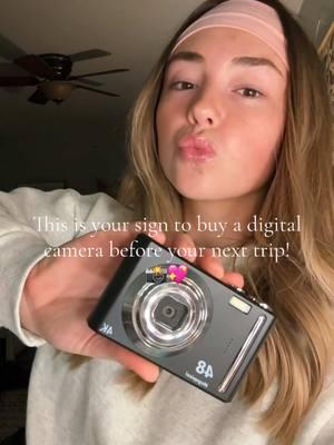 Definitely a great idea! 👙💖📸🧴🌞🌊 #fyp #TikTokShop #digitalcamera #seniortrip #pictureperfect 