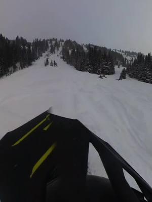 just learning how to do #reentry in #cookecity #ggbexhaust #oxbowgear #mountains  #foryoupage #wintersports #polaris #skidoo850 #skidoo #adventure #cookecitymt #montana #backcountry #climbinghills #life #sledusa #sledtalk #brapp #fyp #pow #snow #snowmobile #cheetahfactoryracing #snowmobilelife #marlondeck #509inc 