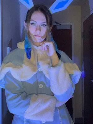 #idk #lfl #fyp #pokemon #cosplay #glaceon #pokemoncosplay #glaceoncosplay #eeveelution #eeveelutioncosplay 