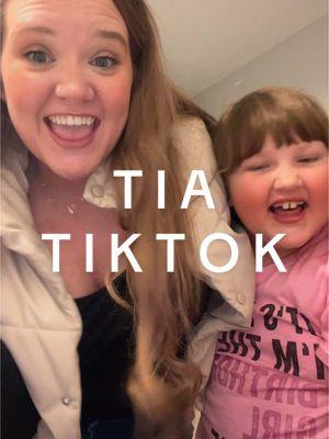 Every night at bed time she watches “Tía Tiktok” #tía #auntlife #fyp #birthdaygirl #itsmehiimtheproblemitsme 