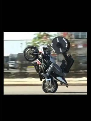 Stunt 101 @50 Cent #stunt #101 #50cent #motorcycle #wieghtlifting  #gym #motorsports #fyp #flex #pump #honda #cbr 