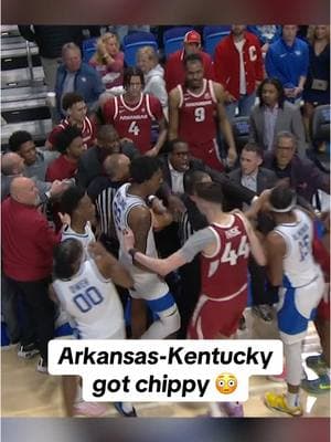 No love lost between these teams. #sports #college #highlight #kentucky #arkansas #basketball 