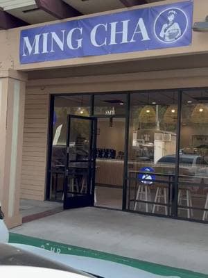 New boba tea spot Ming Cha just opened up in Walnut!  I tried the mango matcha latte and osmanthus milk tea! My son’s Chinese name is MingMing so I already knew this place would be special! 😉 #boba #bobamilktea #bubbletea #pearltea #bobatea #bobalove #bobalife #walnut #mingcha #🧋