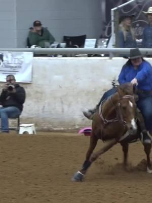 #myprettyboyfloyd he’s the best boy! 🥰 #BBR #betterbarrelraces #barrelhorse #barrelracing #barrelracer #boomerbiteshorsetreats #shilohsaddlery #thediamondclassic #fyp #cowgirl #quarterhorses #barrelhorses 