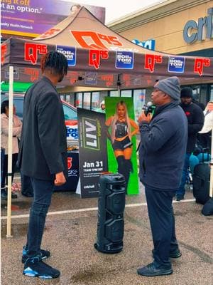 The Rockstar just won a $200 Onyx-8 Heany Bass Bluetooth Speaker or a Liv Morgan poster ?  Haha y’all already know the 6 foot 7 Giant Is Everywhere 🤘🏾 #cricketwireless #bluetoothspeaker #LivMorganPoster #livmorganwwe #garytherockstargable #garysepisodes #fyp #royalrumbleweekend #wrestletalk #wrestletalknews #wrestlingfansworldwide #wwettfam #wwefam #wrestlefam 