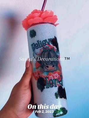 #onthisday #sashasdecorations #tumblercupmaking #glitter #glittertumblers #cowprinttumbler 