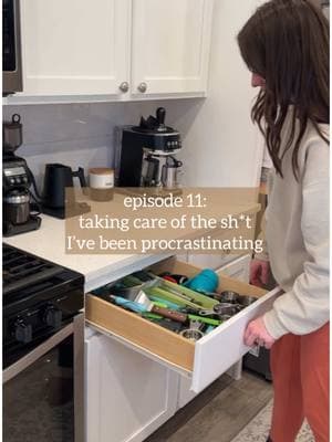 Episode 11: Taking care of the sh*t I’ve been procrastinating. So excited for functioning kitchen drawers again! There’s nothing more annoying than having to go digging for what you need when you need it 🫠 What are you guys going to tackle from your to-do list?? This list of sh*t I’ve been procrastinating has been so satisfying to check off 😍🙌 #budgetcoach #spendingcoach #stayathomemom #sahm #organized #creatorsearchinsights #budgetfriendly #microinfluencer #organize #artsupplies #typea #typeamom #organizedhome #CleanTok #cleanwithme #cleaningmotivation #storage #declutter #decluttering #organization #momsofinstagram #mommotivation 