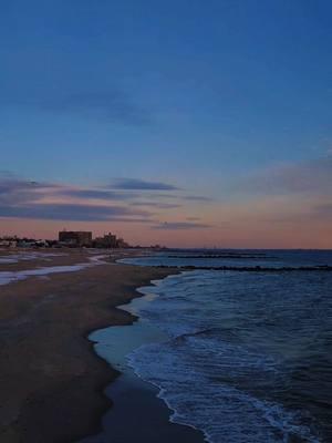 #beach #ocean #waves #birds #boardwalk #snow #sunset #winter #frozen #nature #ice #cold #sunset #clouds #nyc #ny #ayfaclix #fm #music #tuhaitomeinhun #tuishqhaitomebahomehu #skyforce #arijitsingh #melodious #famous #mesmerizing #fyp #enjoylife #stayhappy #💙 #❤️ #🥰 #✌️ #🌊 #🧊 #🫠 #🎶 