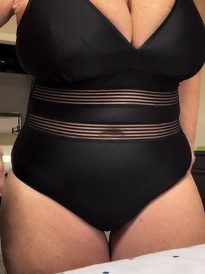 @Upopby Love It!!  #curvy #curvytiktok #curvyfashion #curvybodies #plussize #plussizefashion #fyp #swimsuithaul #swimsuits #fypシ #mesh #slimming #curvyswimsuit #busty #itfits #pretty #Summer #thick #upopby 