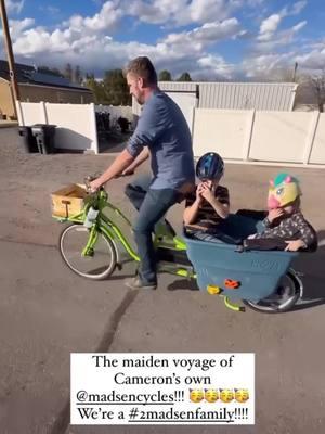 1 year ago! The Mower family became a #2madsenfamily!! Love you guys @marquettelaree @browncowmow 💛💚💙  #madsencommunityrocks #bucketbikeadventures #abicyclecandomore #bucketbike #cargobike #madsencycles